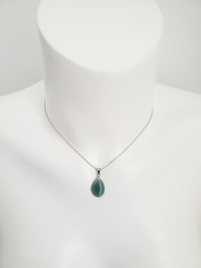 Silver Jade Stone Teardrop Pendant Necklace in Teal